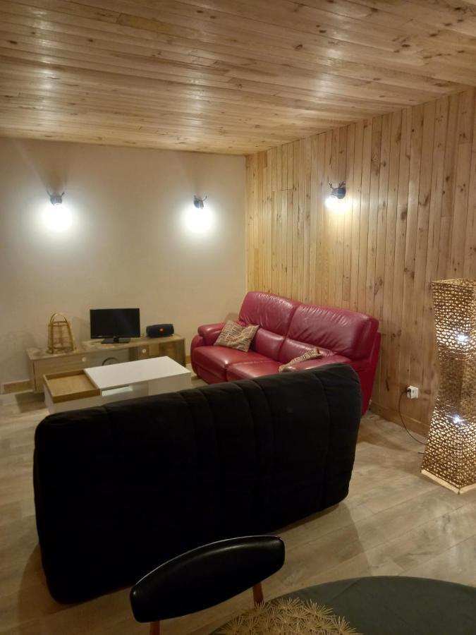 Gite L'Enclos O Rendez-Vous Roquefeuil-Pays De Sault- Avec Jardin Εξωτερικό φωτογραφία