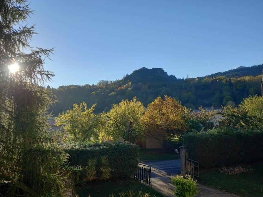 Gite L'Enclos O Rendez-Vous Roquefeuil-Pays De Sault- Avec Jardin Εξωτερικό φωτογραφία